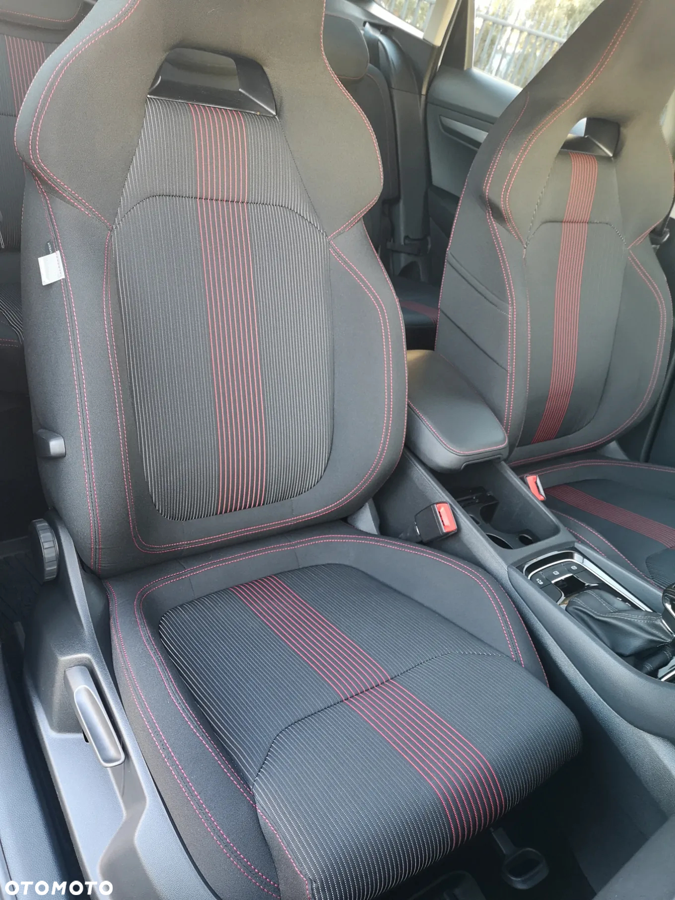 Skoda Karoq 2.0 TDI SCR 4x4 DSG Style - 31