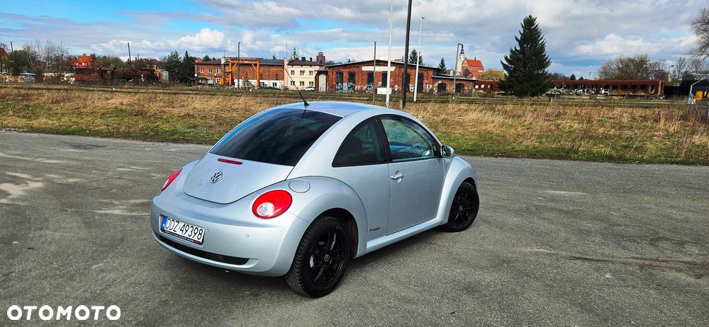 Volkswagen New Beetle 1.9 TDI DPF Freestyle - 7
