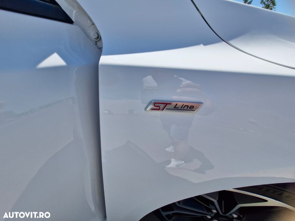 Ford Focus 2.0 TDCI ST-Line - 22