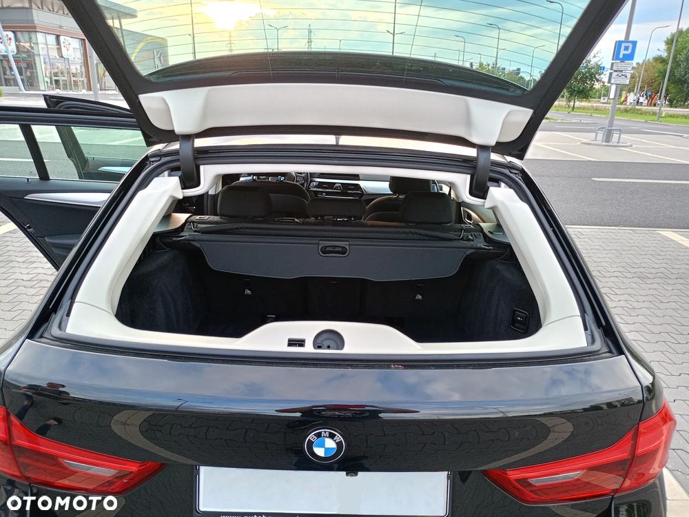 BMW Seria 5 520d - 26