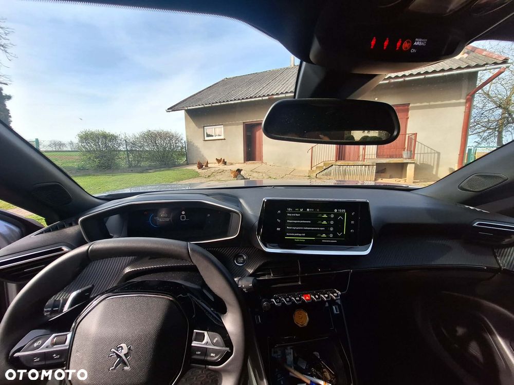 Peugeot 2008 1.2 PureTech Allure Pack S&S EAT8 - 22