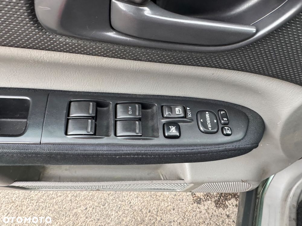 Subaru Forester 2.0X Celebration - 16