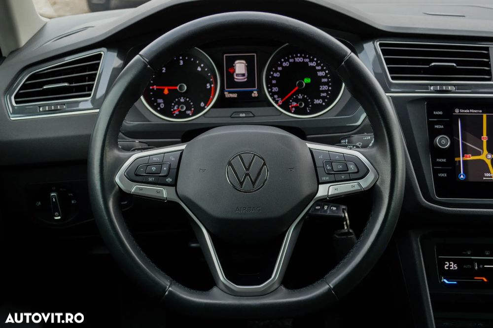 Volkswagen Tiguan 2.0 TDI SCR DSG URBAN SPORT - 38