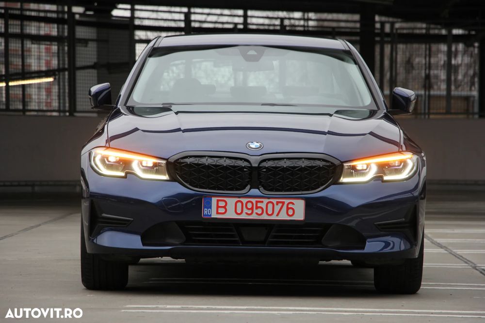 BMW Seria 3 320i xDrive Aut. - 5