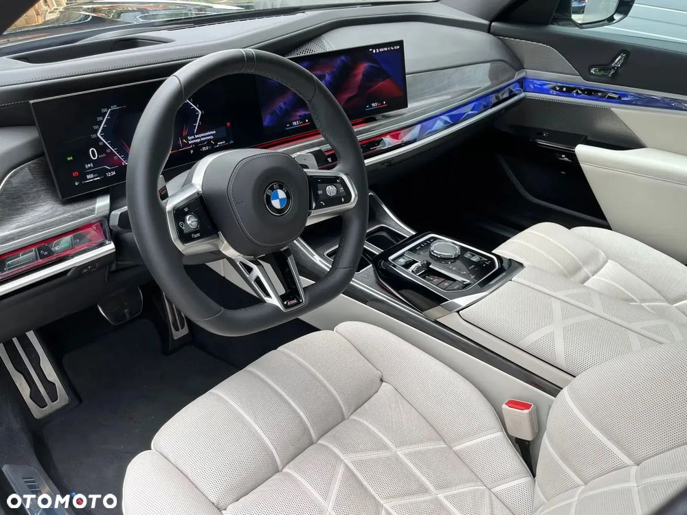 BMW Seria 7 740Ld xDrive - 14