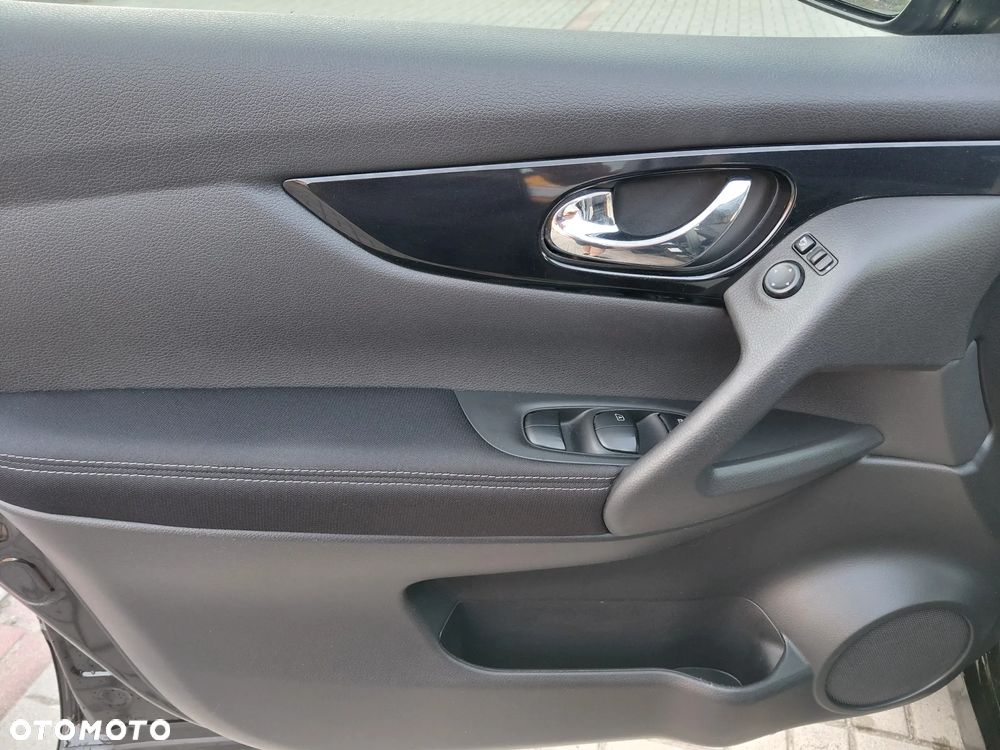 Nissan Qashqai - 17