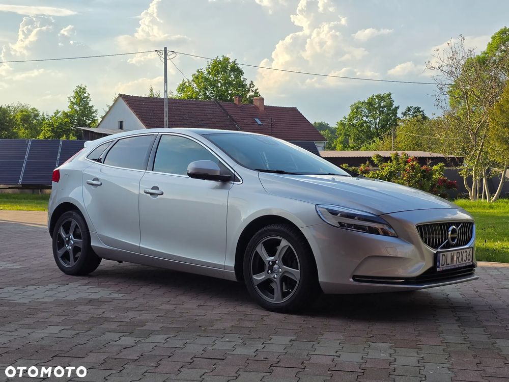 Volvo V40 D3 Geartronic Inscription - 1