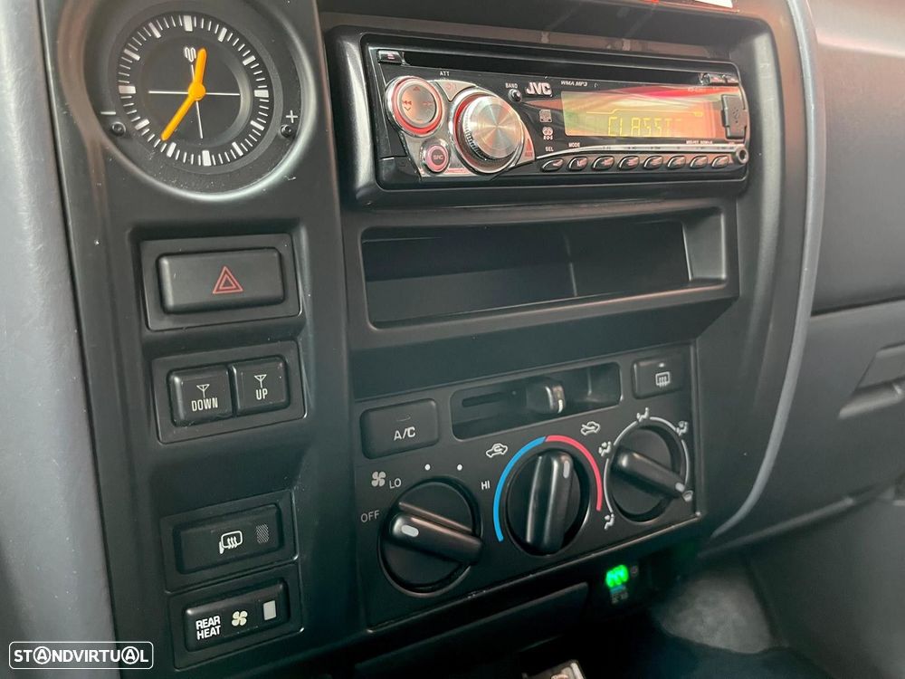 Toyota Land Cruiser 3.0 TD Pack 2 - 21