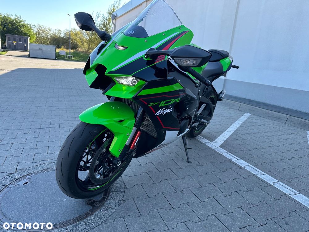 Kawasaki ZX - 22