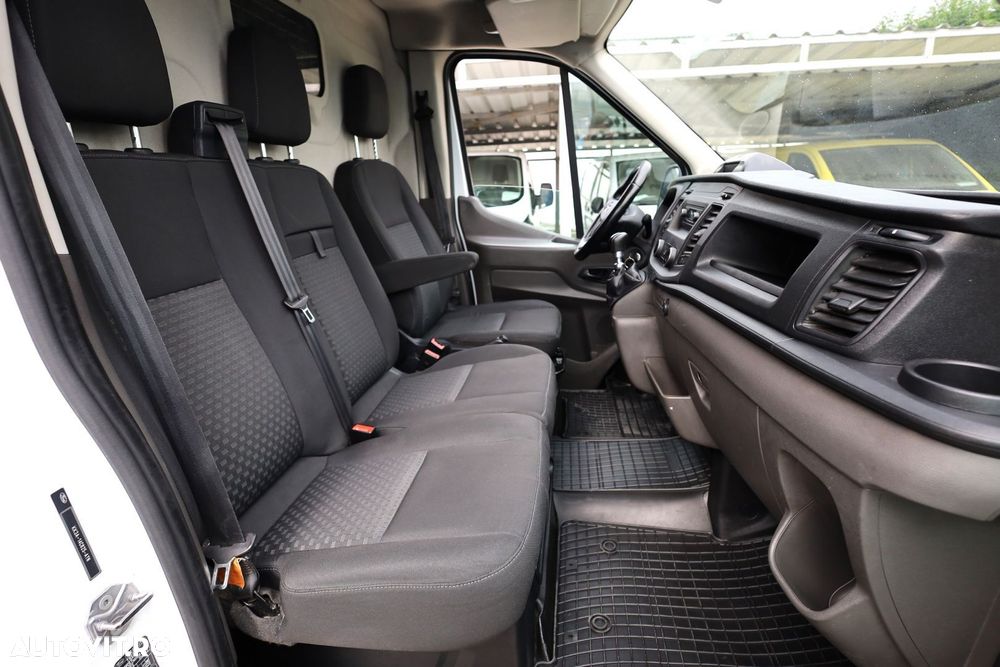 Ford Transit - 12