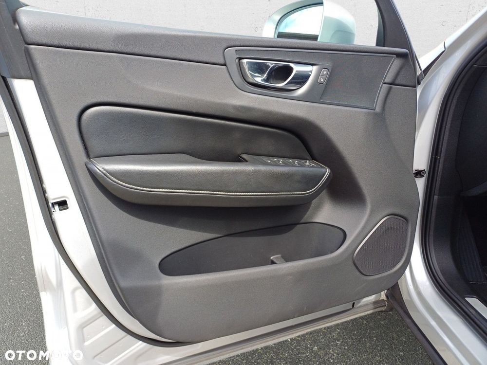 Volvo XC 60 - 10