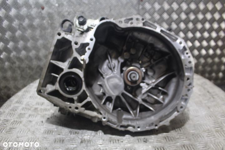 SKRZYNIA BIEGÓW 6 SUZUKI SX4 S-CROSS LIFT 1.4 - 3