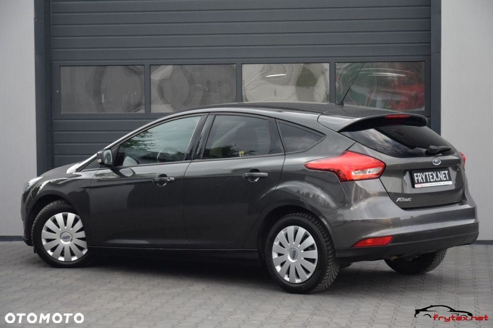 Ford Focus - 12