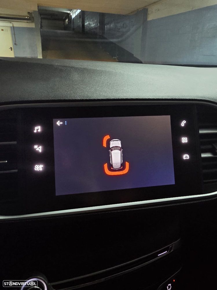 Peugeot 308 1.2 PureTech Allure EAT8 - 13