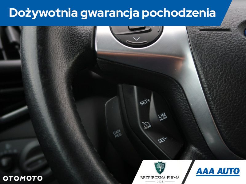 Ford Kuga - 20