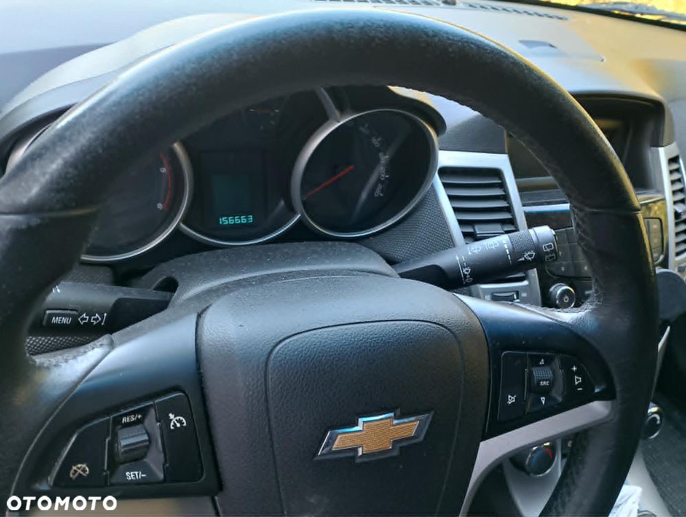 Chevrolet Cruze 2.0 VDCi LS - 3