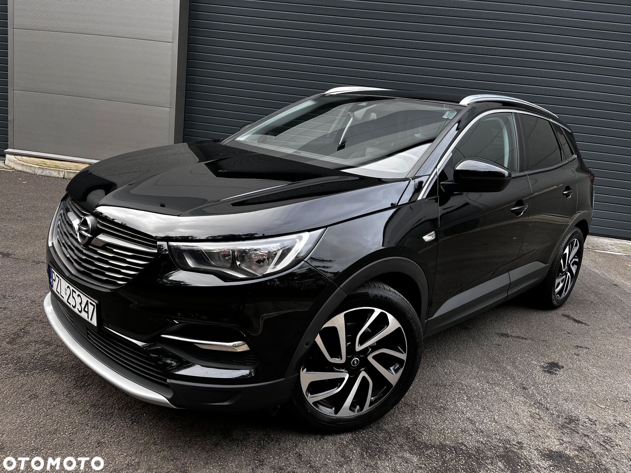 Opel Grandland X 1.2 Start/Stop Design Line - 2
