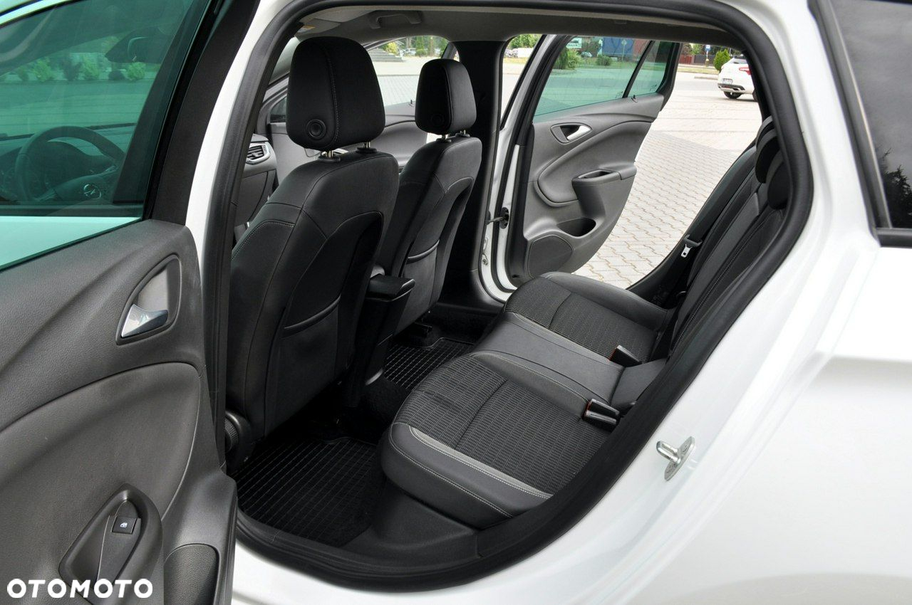 Opel Astra - 20