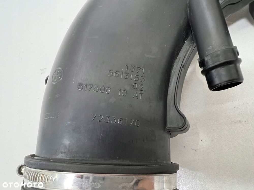 BMW 5 G30 M550I PRZEWÓD DOLOT POWIETRZA PRAWY 8613153 - 5