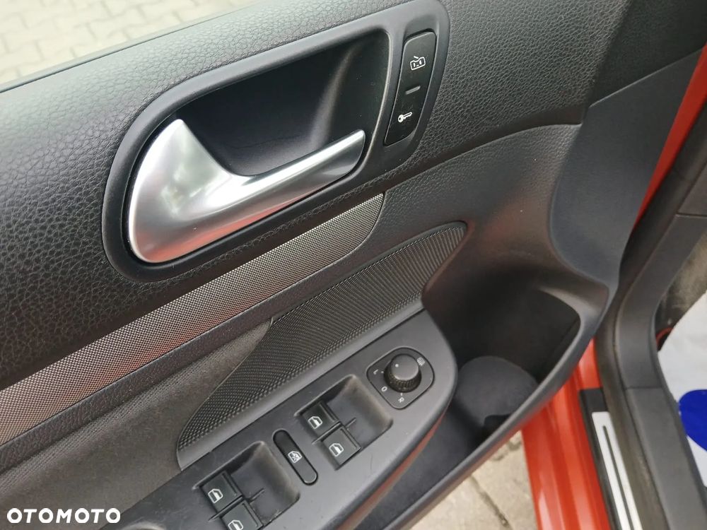 Volkswagen Golf 1.4 Goal - 18