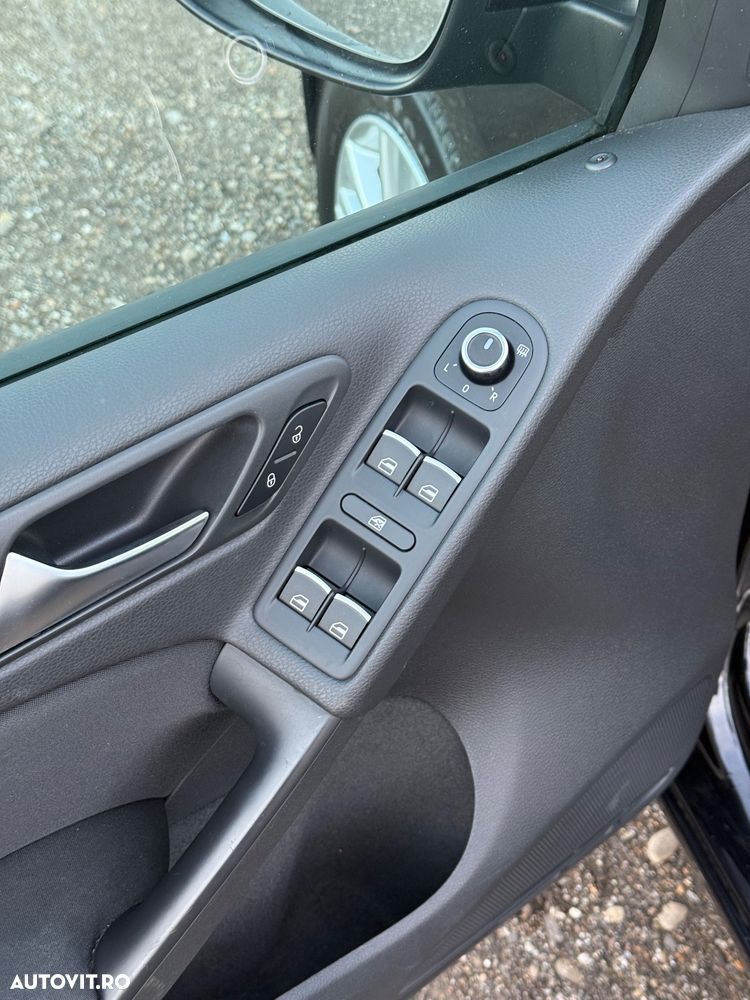 Volkswagen Golf 2.0 TDI DPF 4Motion Style - 18