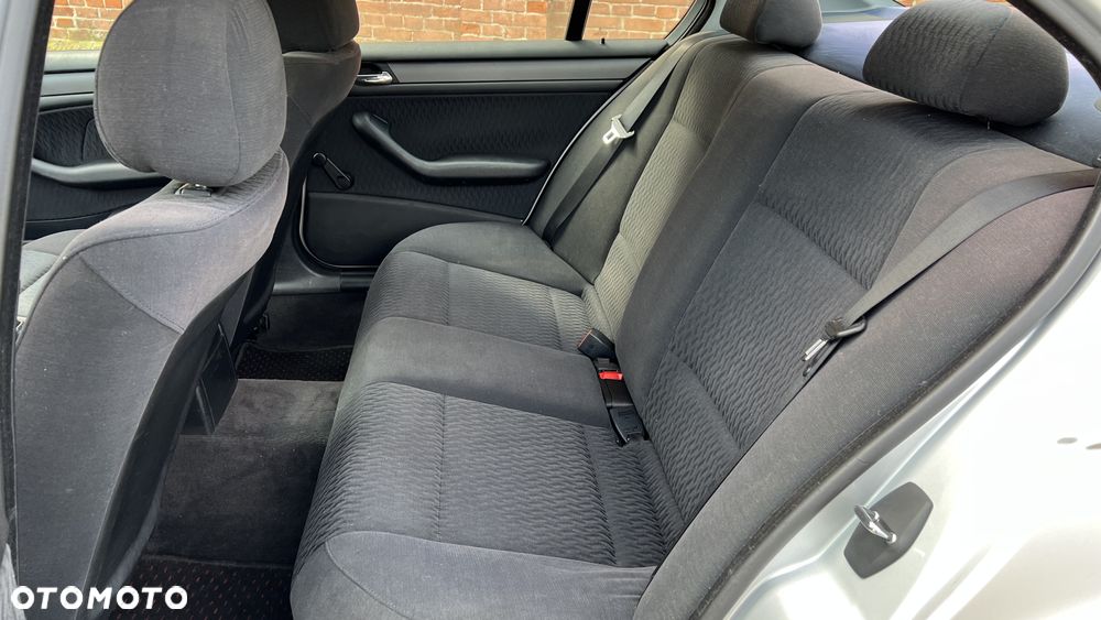 BMW Seria 3 - 24