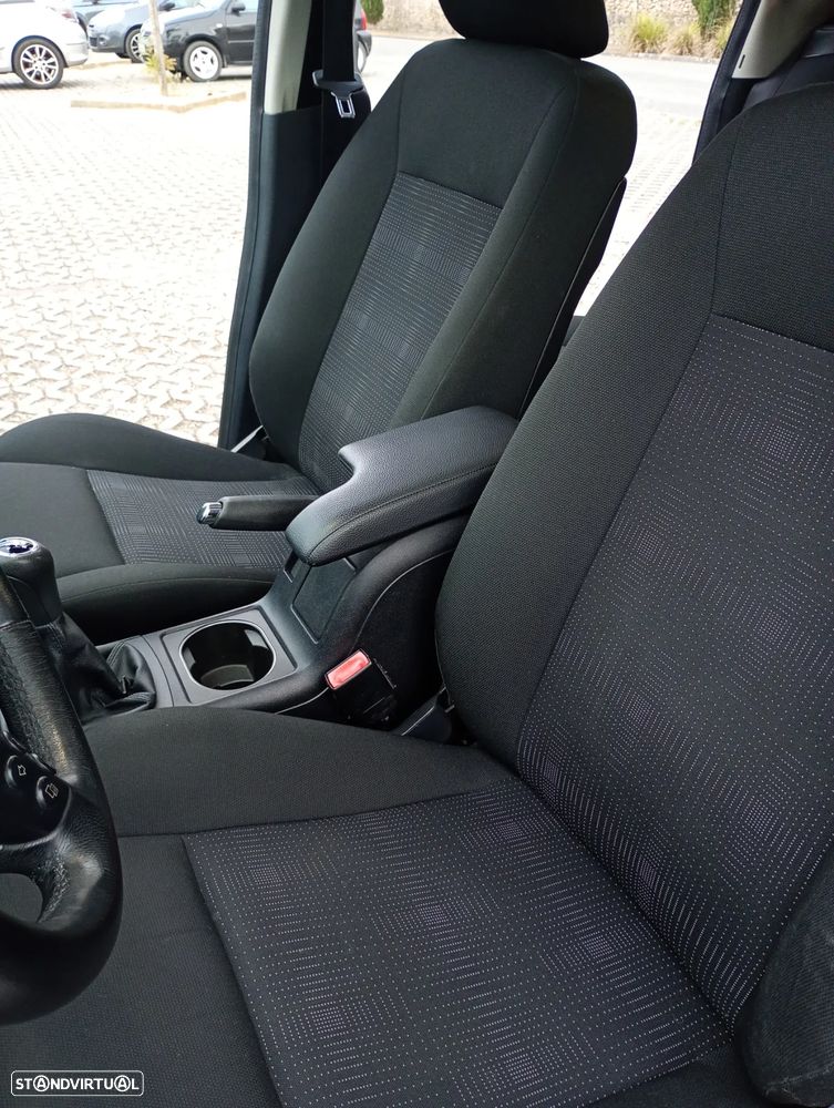 Mercedes-Benz A 160 Classic BlueEfficiency - 23