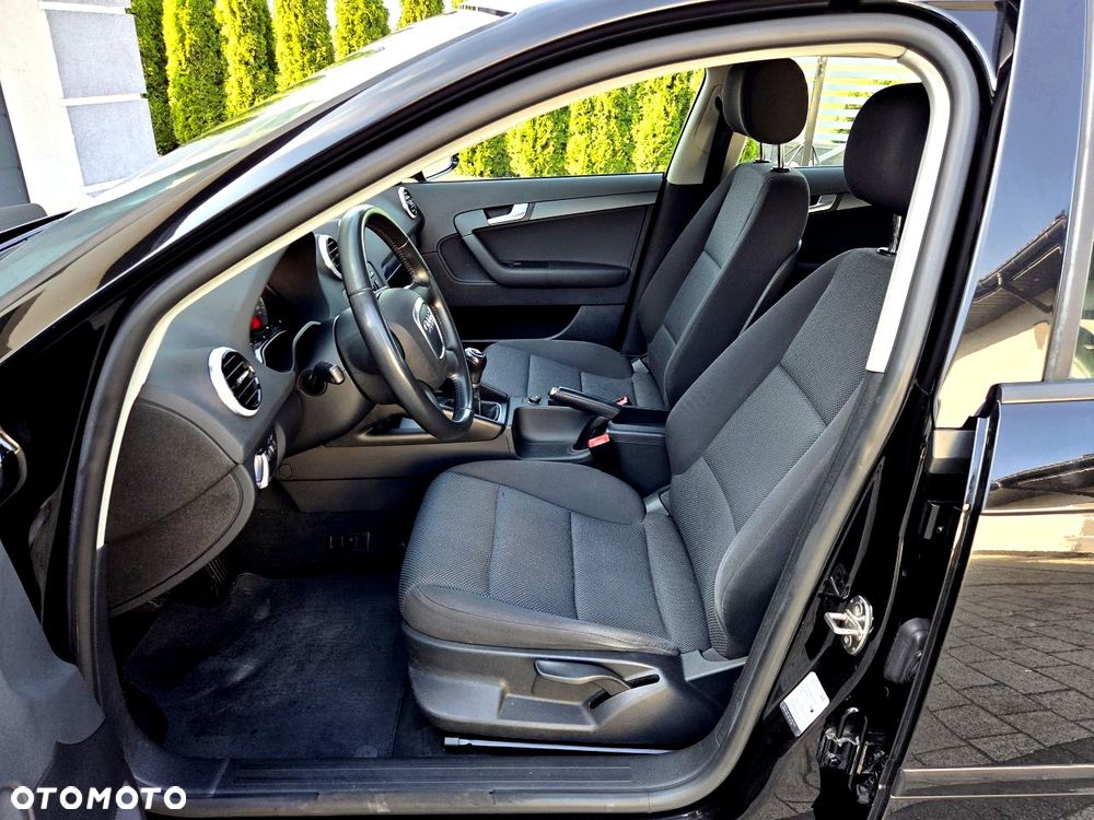 Audi A3 Sportback - 14
