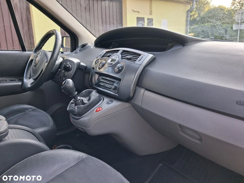 Renault Scenic 1.9 dCi Confort Expression - 18