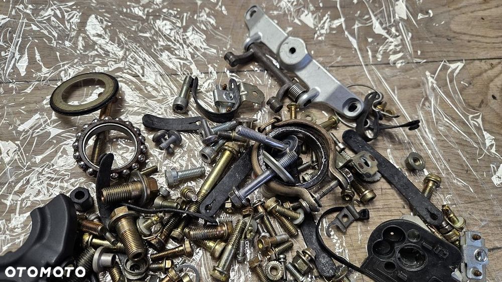 Śruba mocowanie zestaw śrub - 6