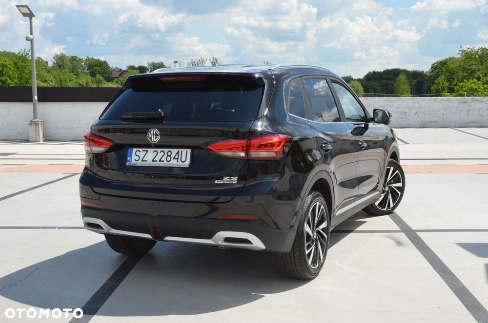 MG ZS 1.5 HEV+ Exclusive - 17