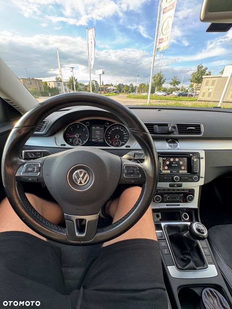 Volkswagen Passat 1.6 TDI BlueMotion - 15