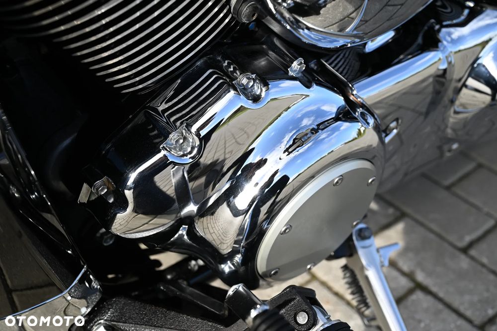 Suzuki Intruder - 35