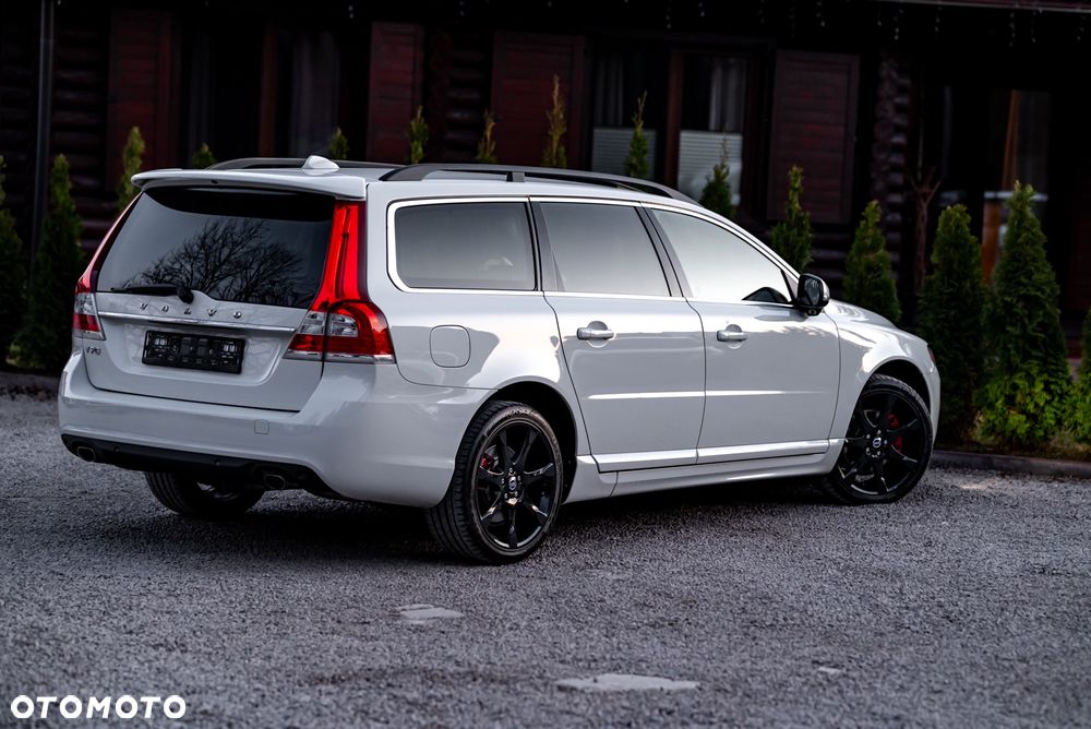 Volvo V70 D4 Geartronic Summum - 13