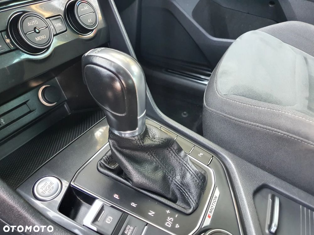 Volkswagen Tiguan - 26