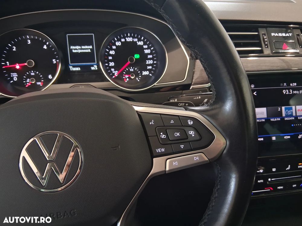 Volkswagen Passat - 20