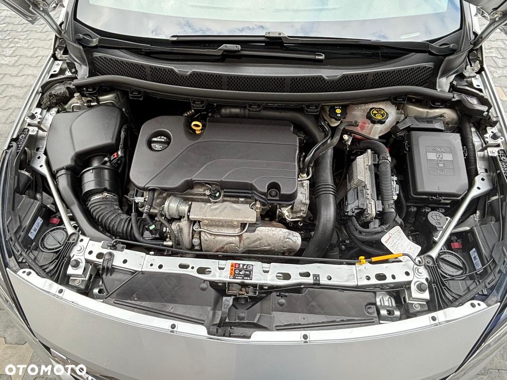 Opel Astra 1.4 T GPF Enjoy S&S - 17