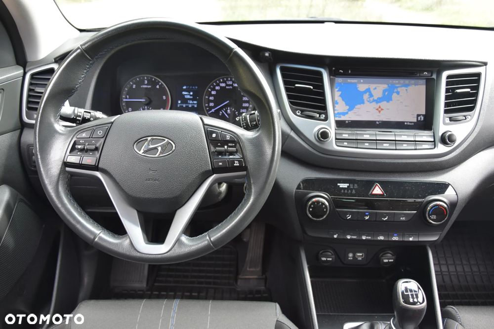 Hyundai Tucson 1.7 CRDI BlueDrive Comfort 2WD - 12