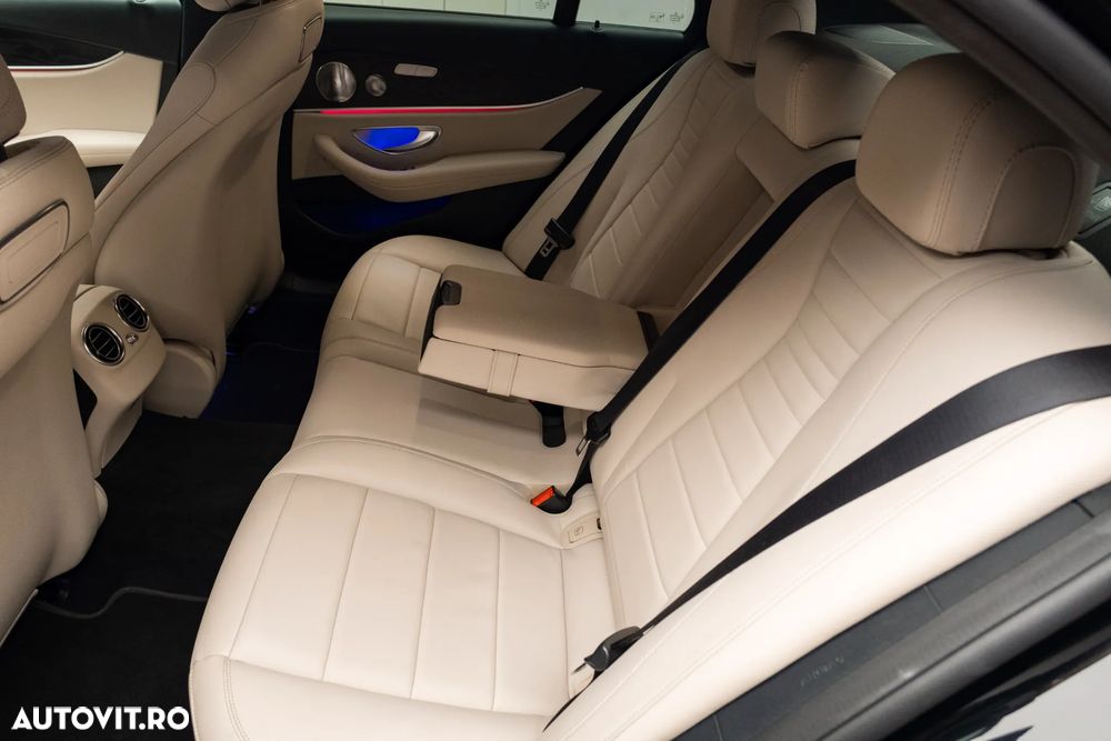 Mercedes-Benz E 220 d 4Matic 9G-TRONIC AMG Line - 30