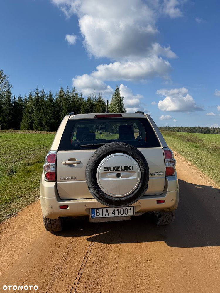 Suzuki Grand Vitara 2008 photo 3