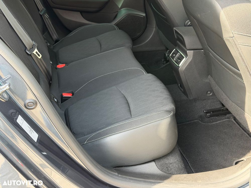 Renault Megane BLUE dCi Limited - 11