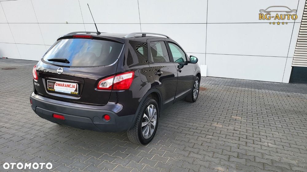 Nissan Qashqai - 10
