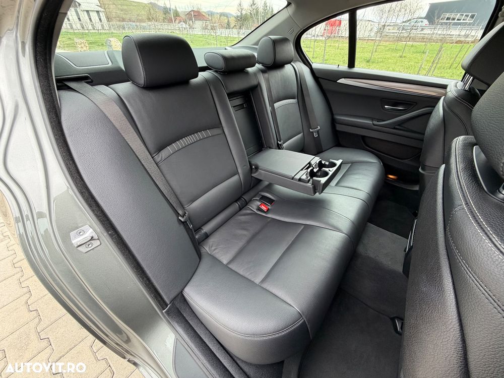 BMW Seria 5 520d xDrive Aut. Modern Line - 18
