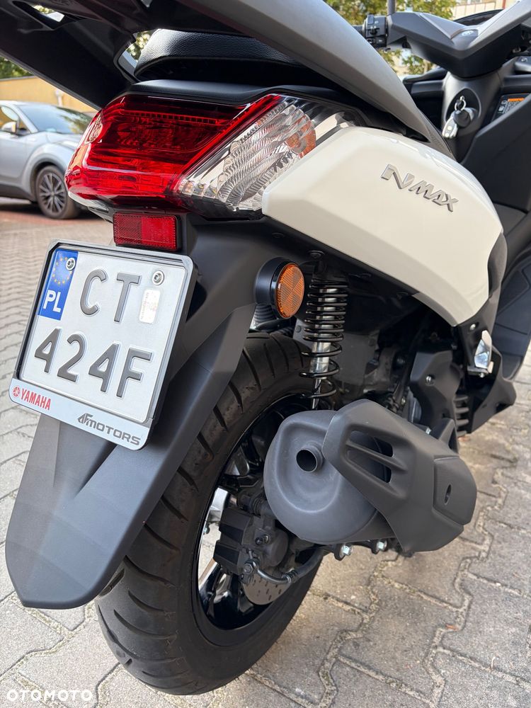 Yamaha NMAX - 6