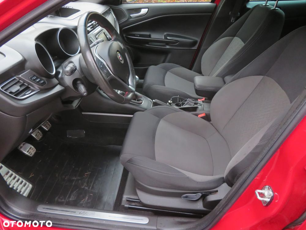 Alfa Romeo Giulietta 1.4 TB MultiAir Distinctive - 8