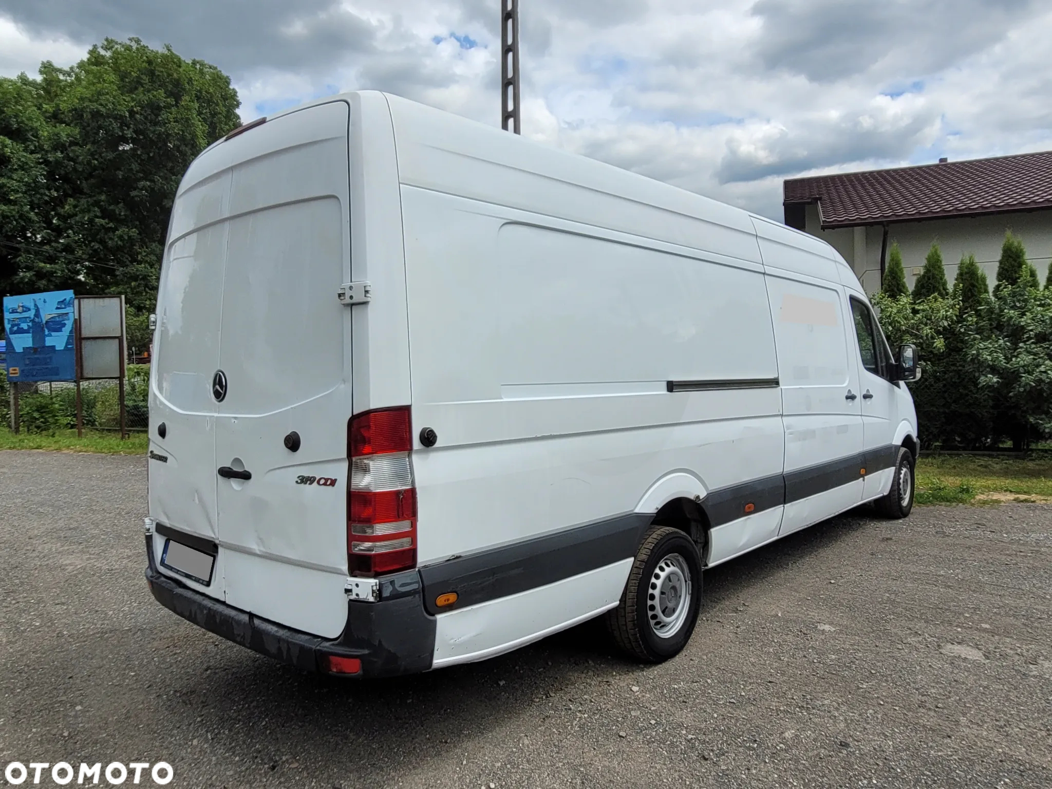 Mercedes-Benz Sprinter 319 - 6