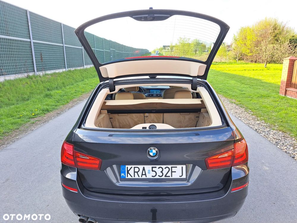 BMW Seria 5 520d Special Edition - 9