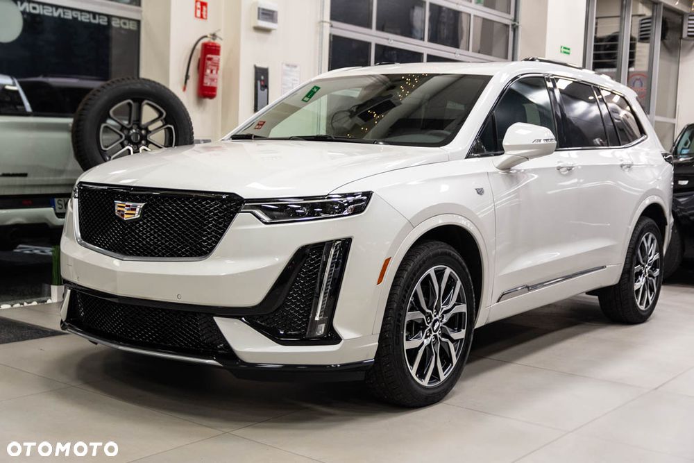 Cadillac XT6 - 3
