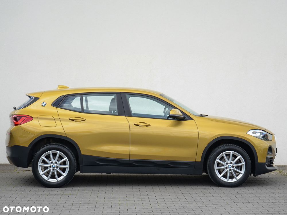 BMW X2 sDrive18i GPF Advantage - 11