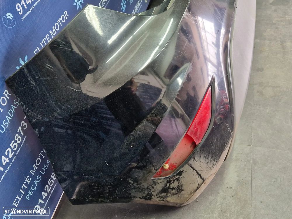 Parachoques traseiro usado FORD FIESTA VI 6 - 5